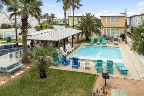 301 E Avenue C Port Aransas TX 78373