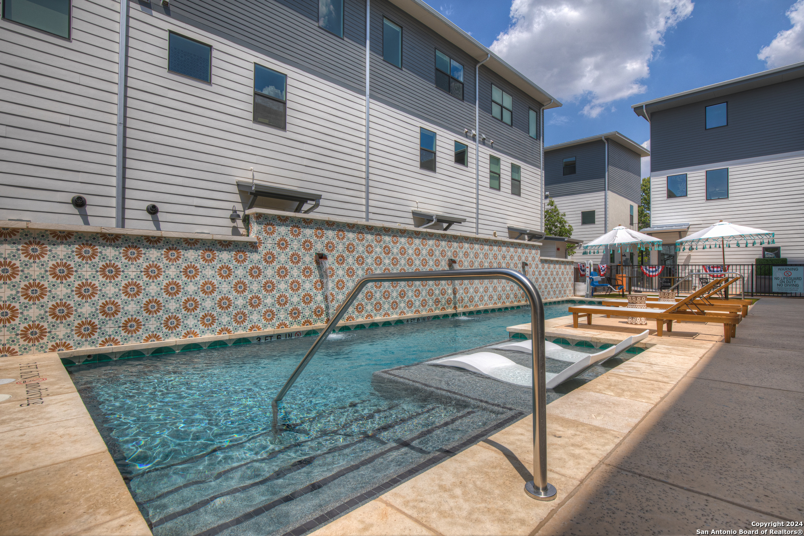 1208 N Academy Avenue New Braunfels TX 78130