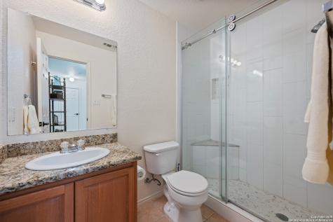 3202 Eisenhauer San Antonio TX 78209