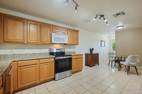3202 Eisenhauer San Antonio TX 78209