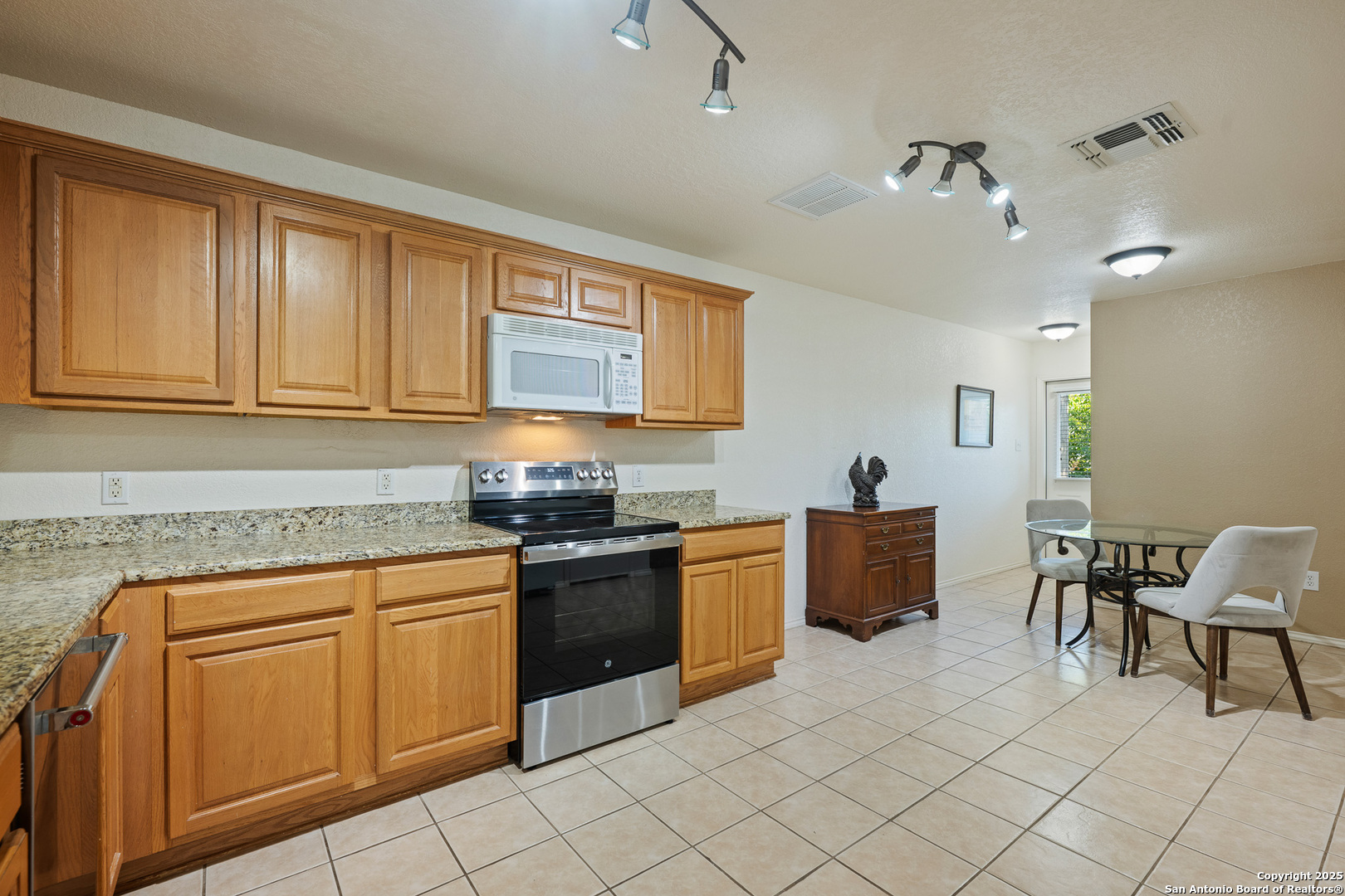 3202 Eisenhauer San Antonio TX 78209