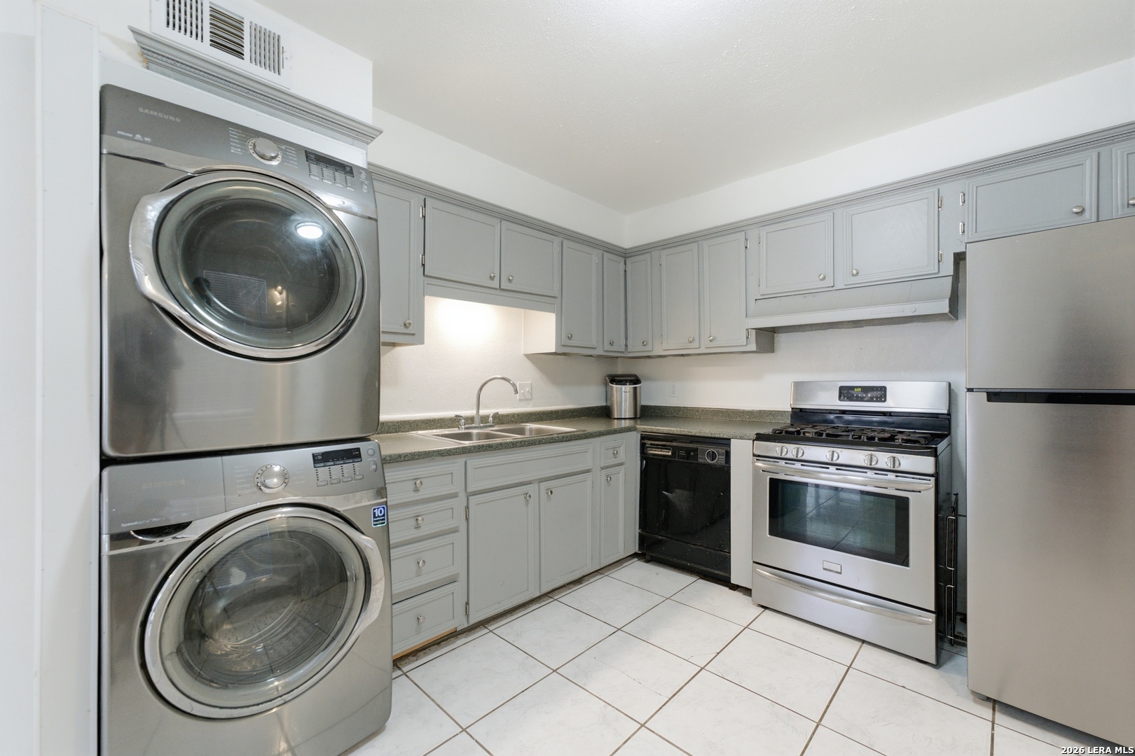 8058 Broadway San Antonio TX 78209