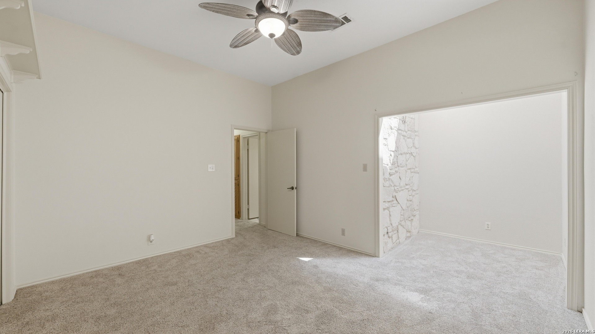 17306 Piney Woods San Antonio TX 78248