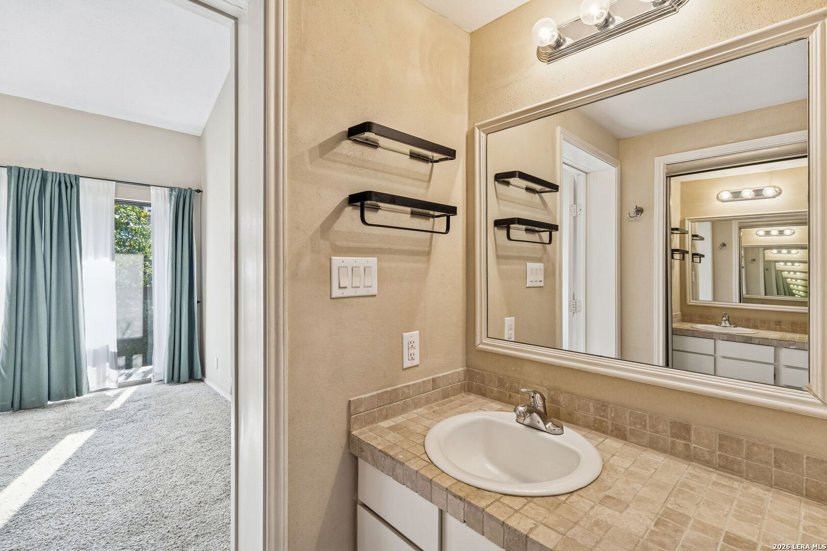 11815 Vance Jackson San Antonio TX 78230