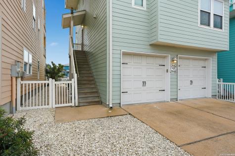 2525 S 11th Street Port Aransas TX 78373