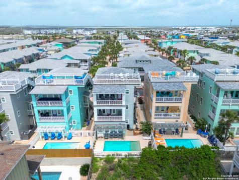 2525 S 11th Street Port Aransas TX 78373