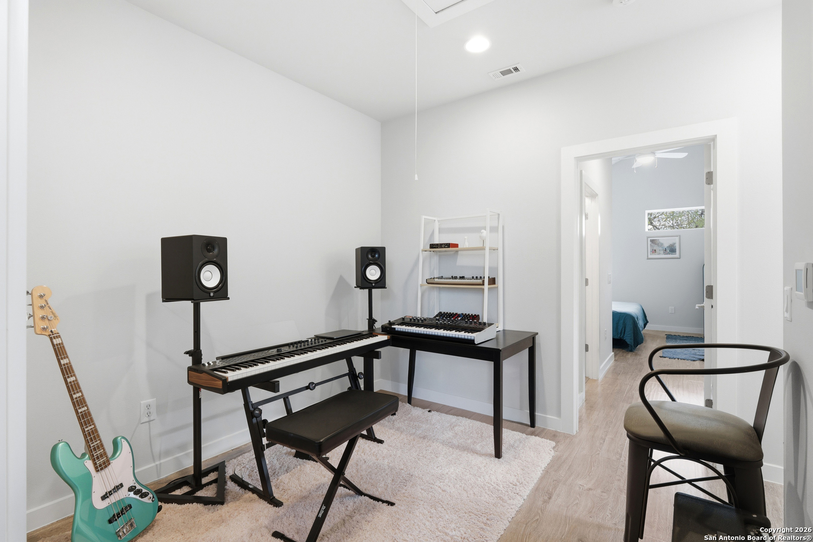 330 Clay San Antonio TX 78204
