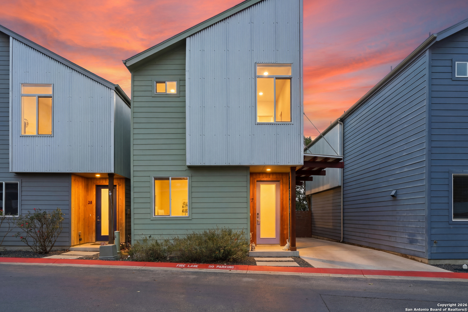 330 Clay San Antonio TX 78204