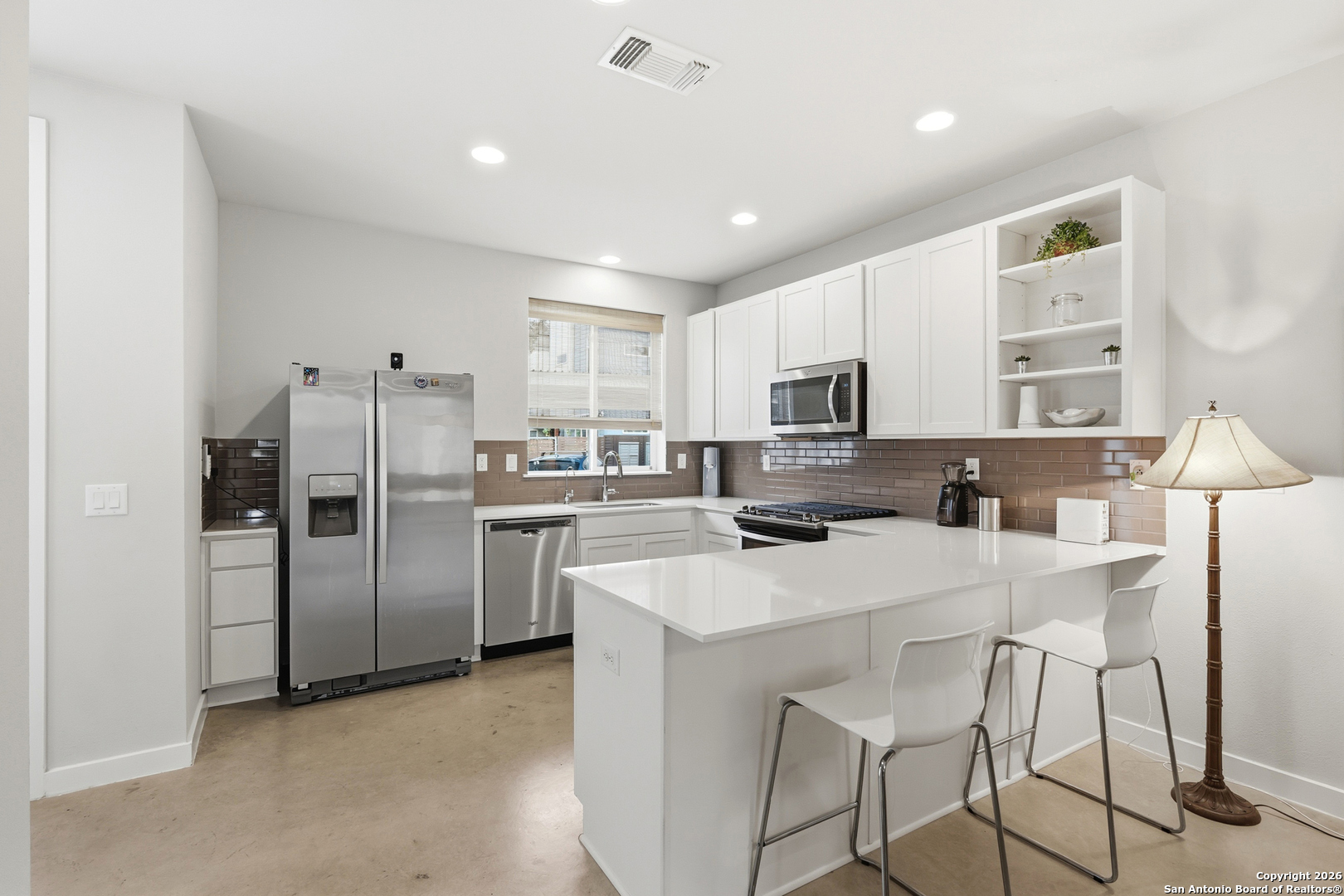330 Clay San Antonio TX 78204