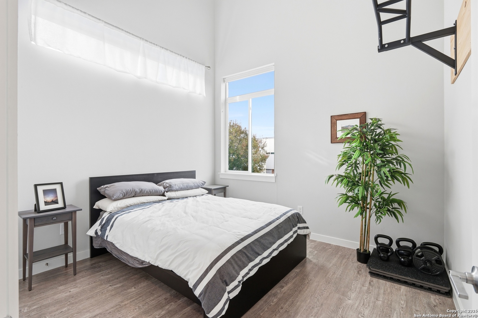 330 Clay San Antonio TX 78204