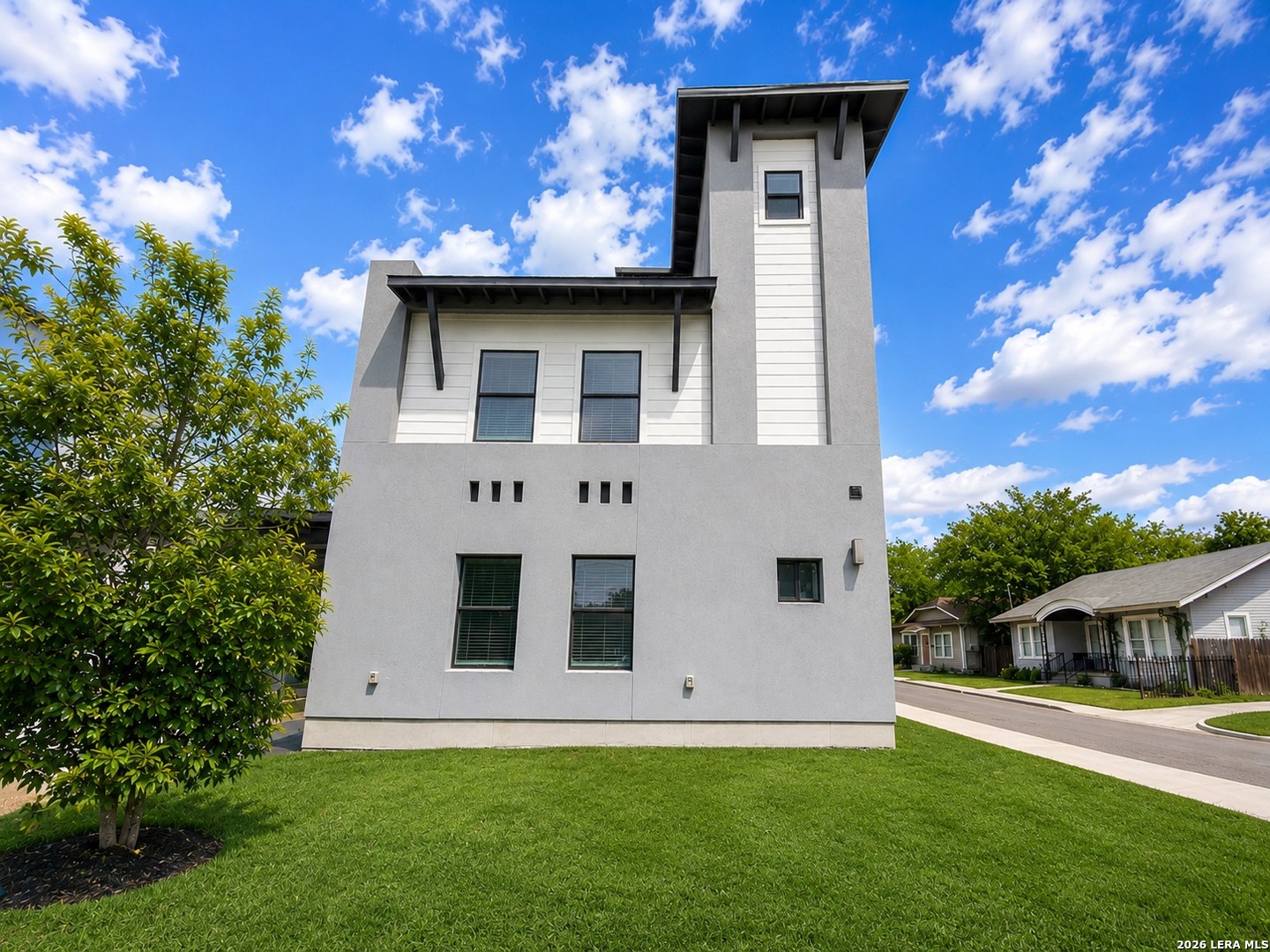 918 S Olive San Antonio TX 78210