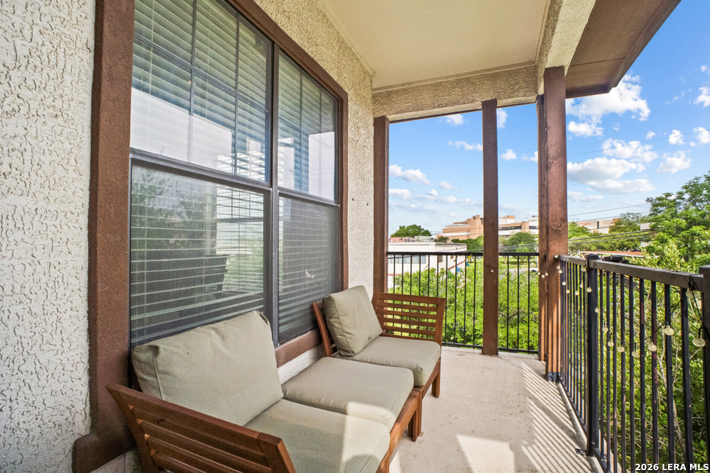 7342 Oak Manor Drive San Antonio TX 78229