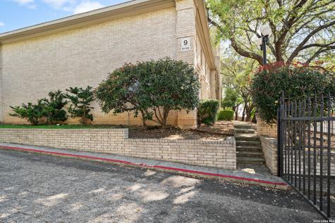 8415 Fredericksburg Road San Antonio TX 78229