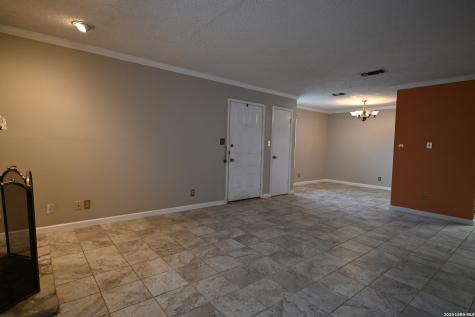 10527 Perrin Beitel San Antonio TX 78217