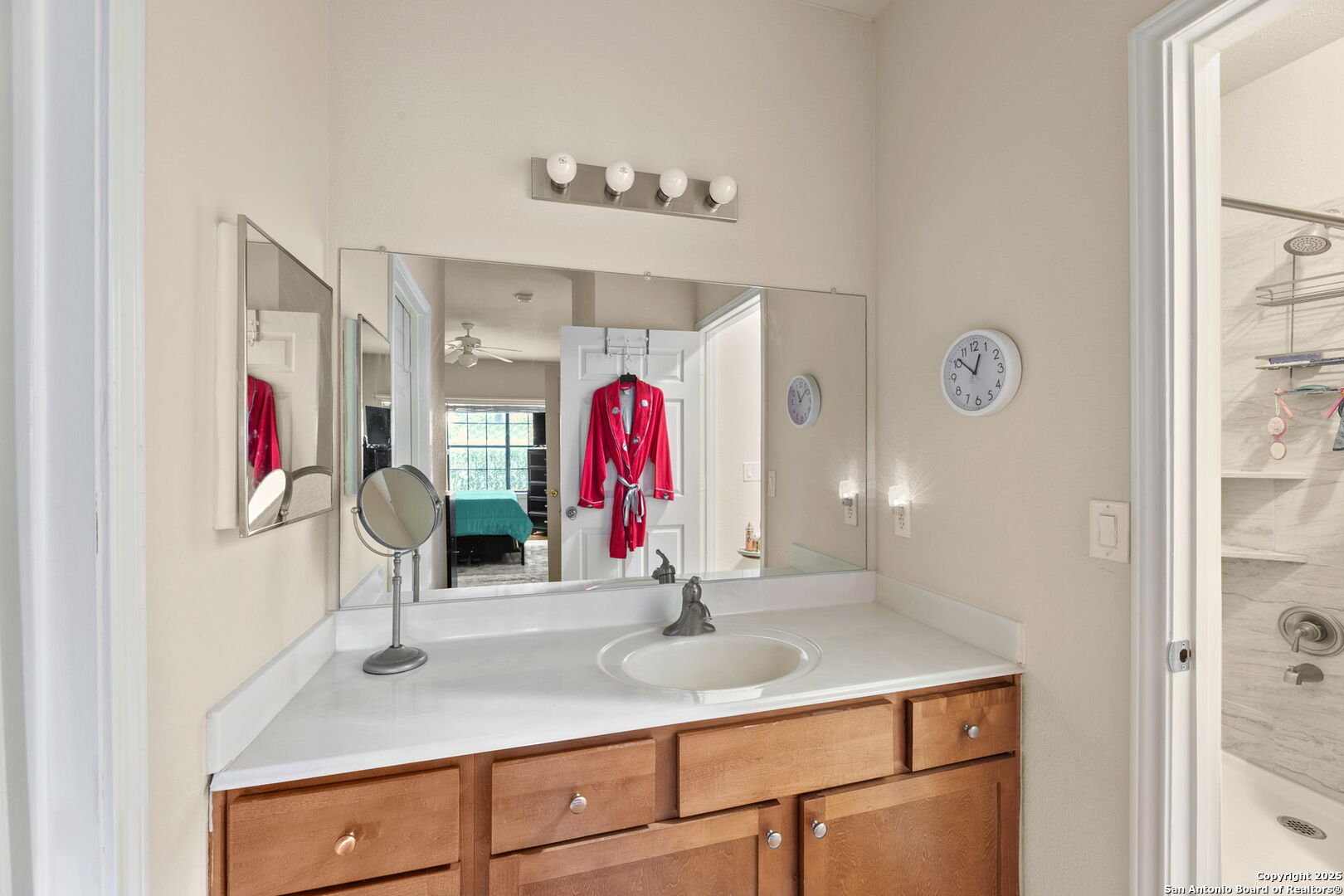 6160 Eckhert San Antonio TX 78240