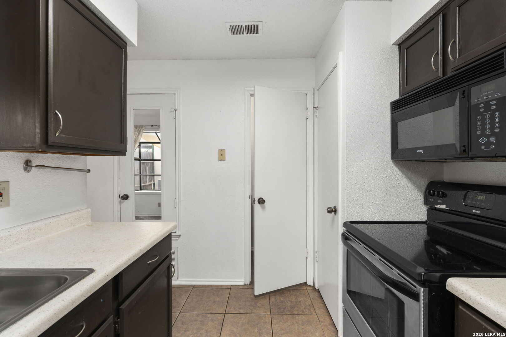 4949 Hamilton Wolfe San Antonio TX 78229