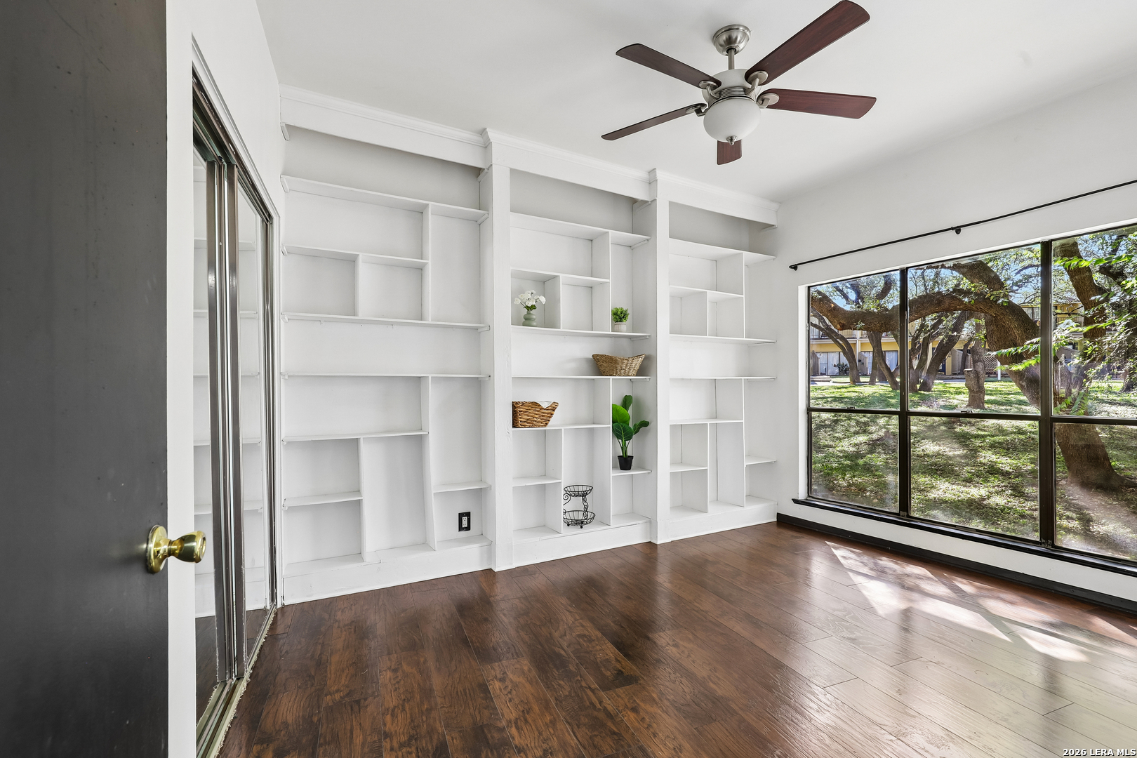 8642 Fredericksburg Road San Antonio TX 78240