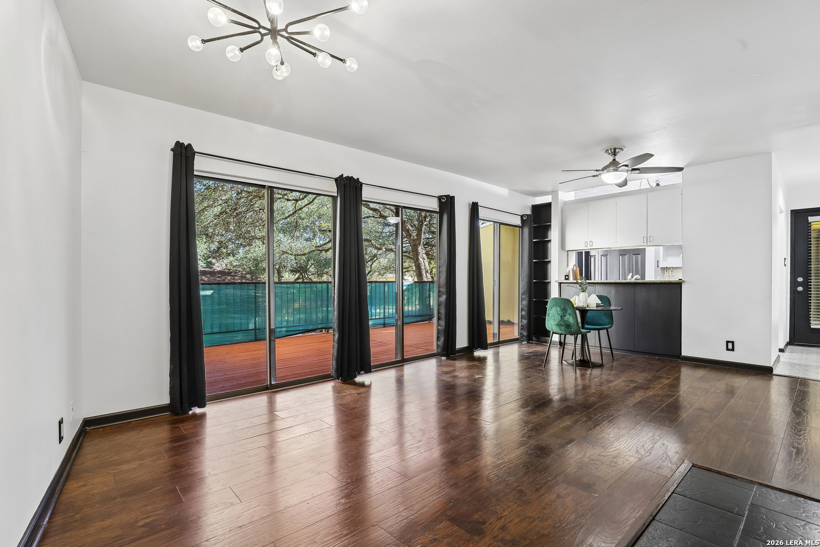 8642 Fredericksburg Road San Antonio TX 78240