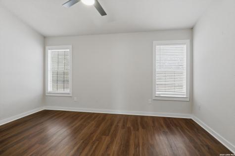 10254 Dover Ridge San Antonio TX 78250
