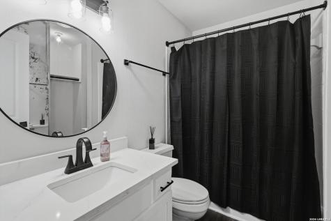 10254 Dover Ridge San Antonio TX 78250