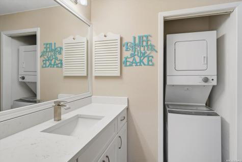 1256 Cougar Canyon Lake TX 78133