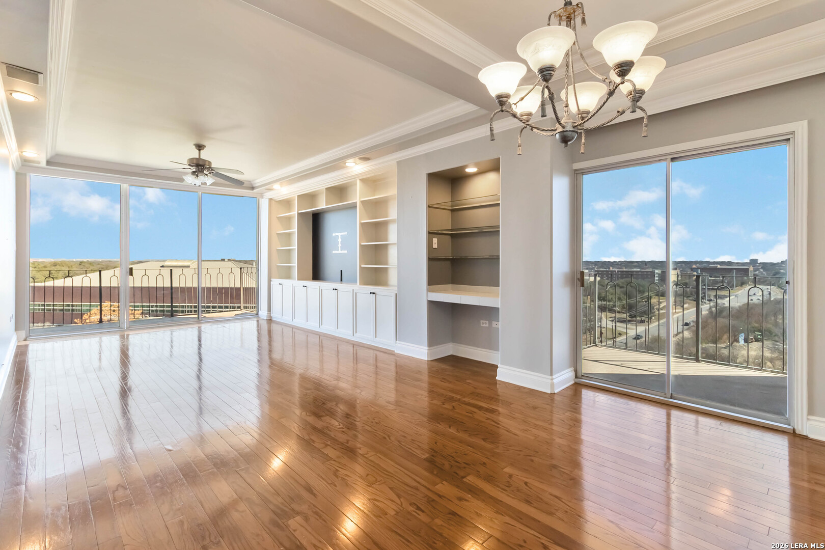 700 E Hildebrand San Antonio TX 78212