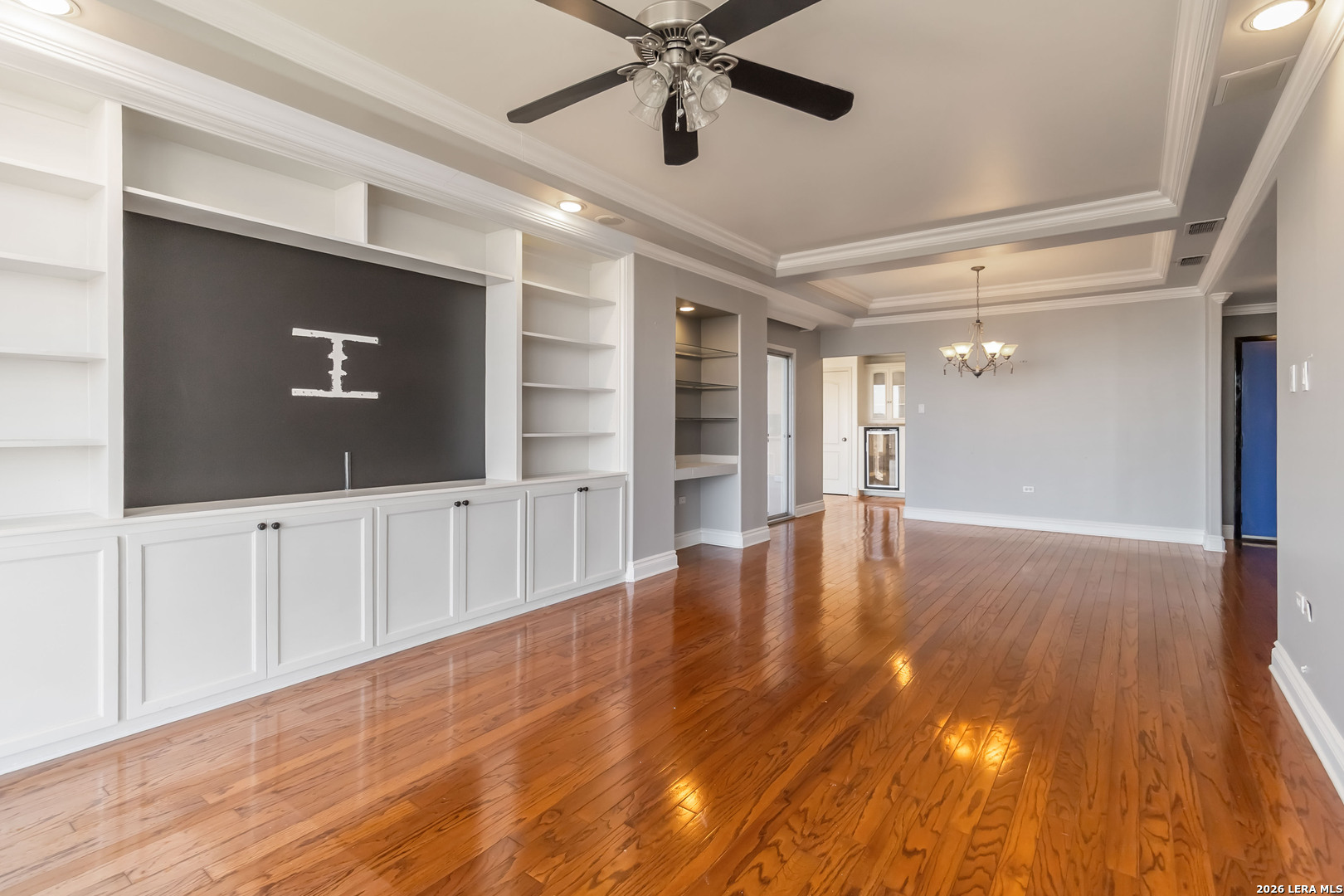 700 E Hildebrand San Antonio TX 78212