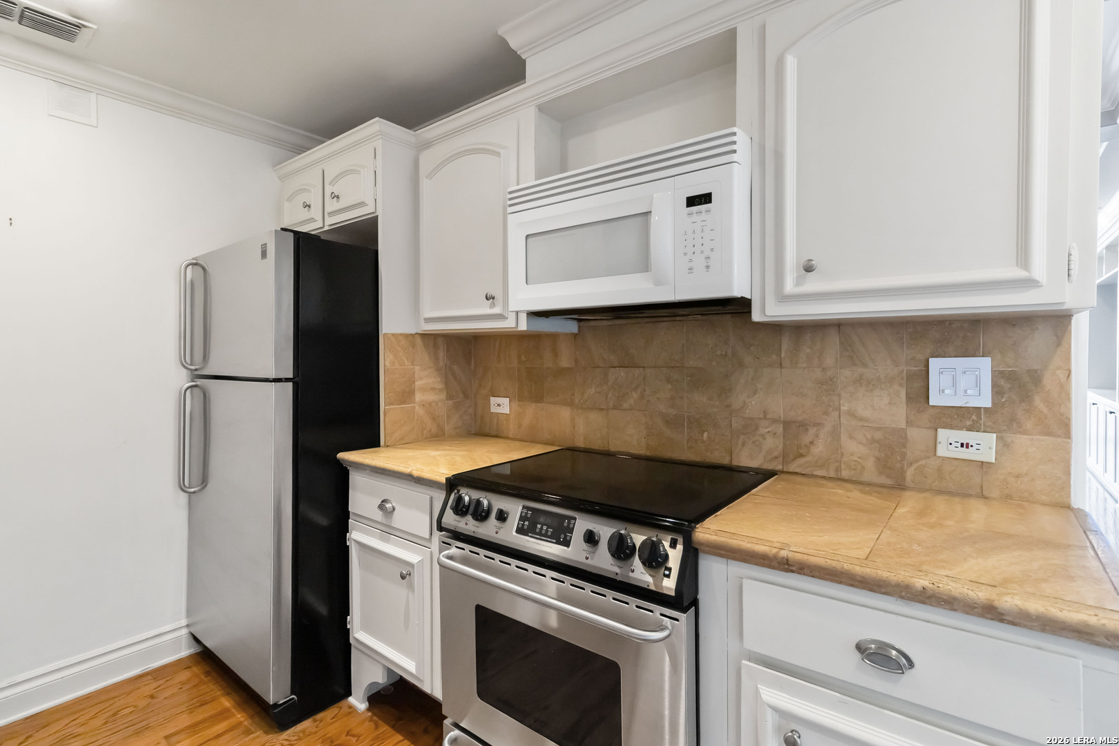 700 E Hildebrand San Antonio TX 78212