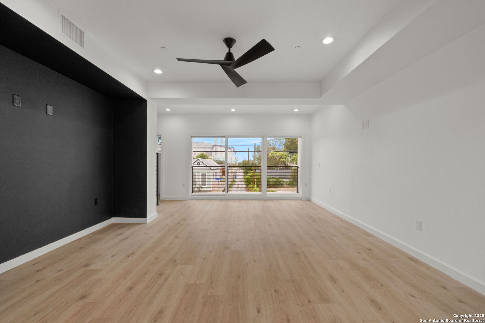 308 S Mesquite Street San Antonio TX 78203