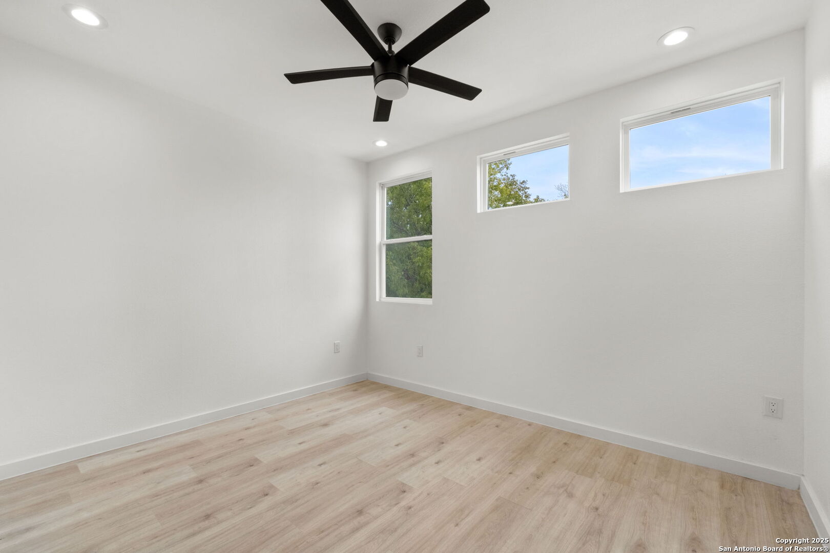 308 S Mesquite Street San Antonio TX 78203