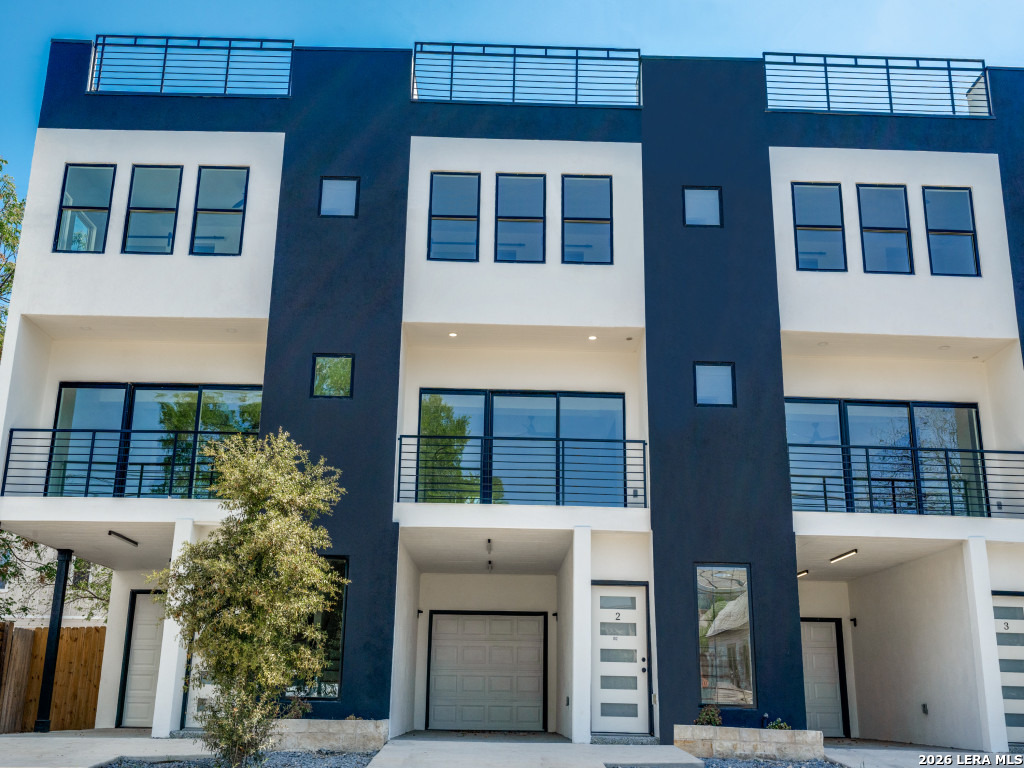 308 S Mesquite Street San Antonio TX 78203