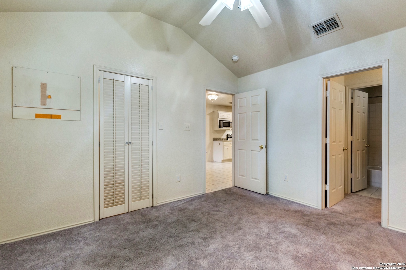 3202 Eisenhauer San Antonio TX 78209