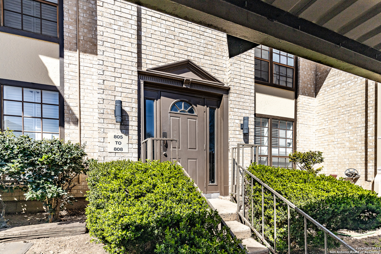 165 W Rampart Drive San Antonio TX 78216