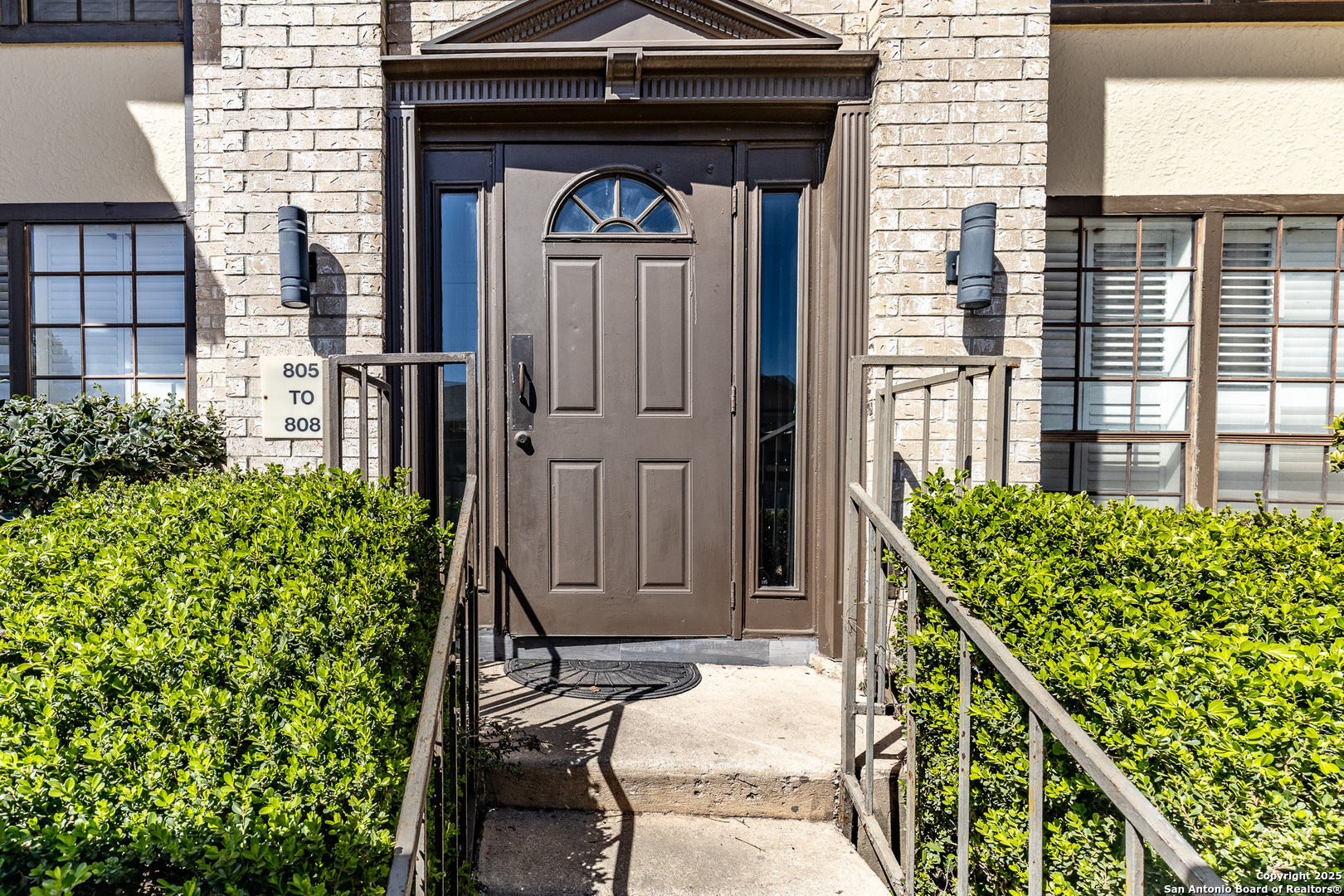165 W Rampart Drive San Antonio TX 78216