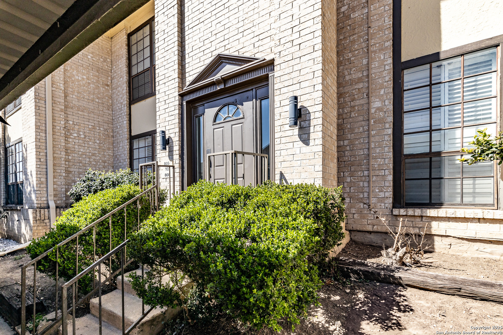 165 W Rampart Drive San Antonio TX 78216