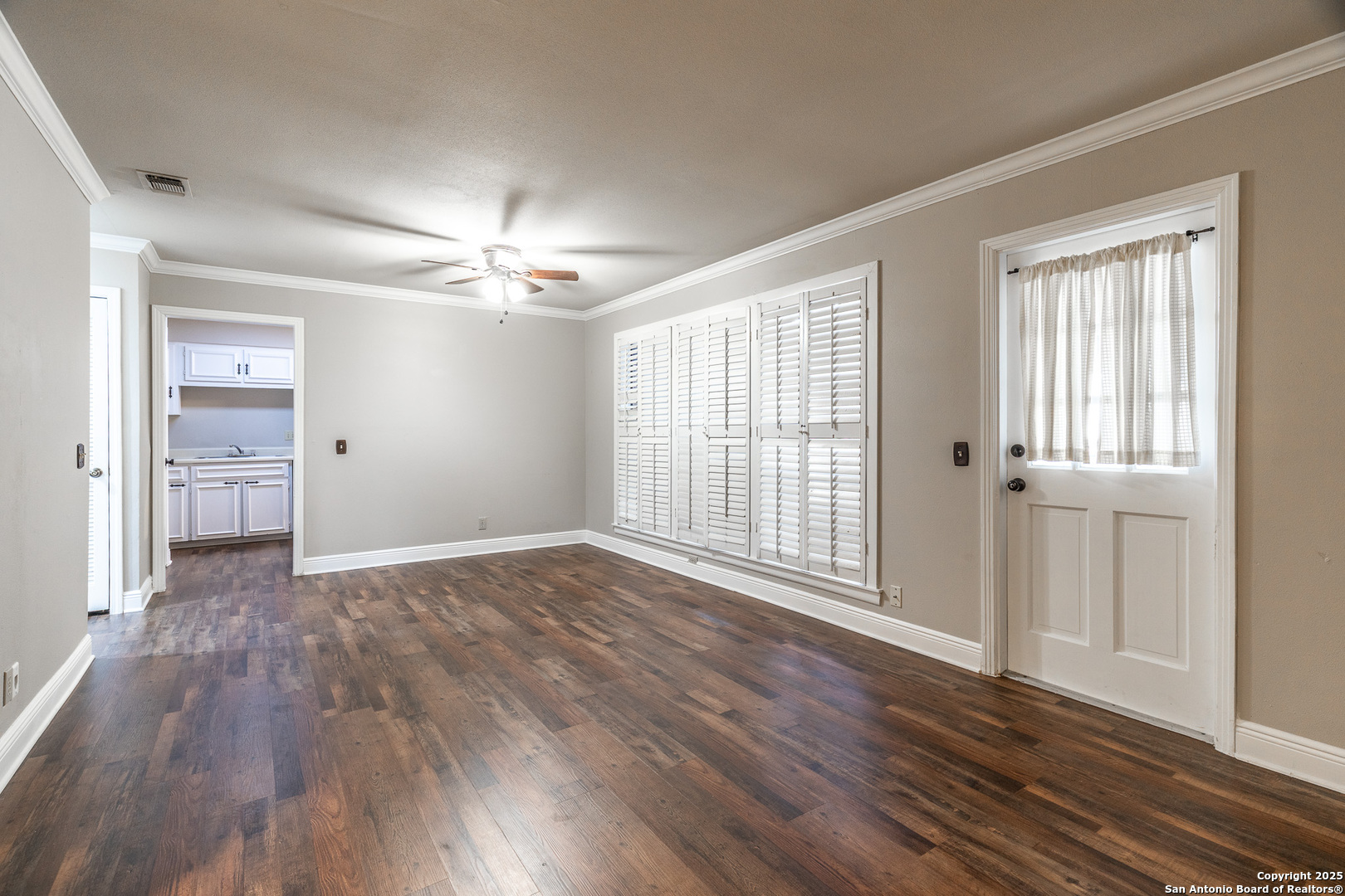 165 W Rampart Drive San Antonio TX 78216