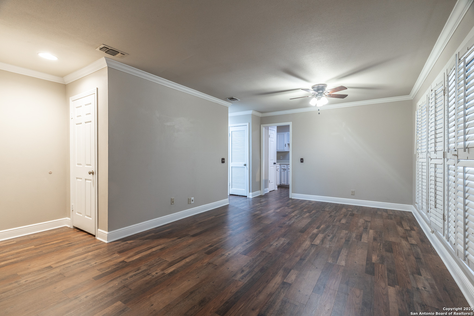165 W Rampart Drive San Antonio TX 78216