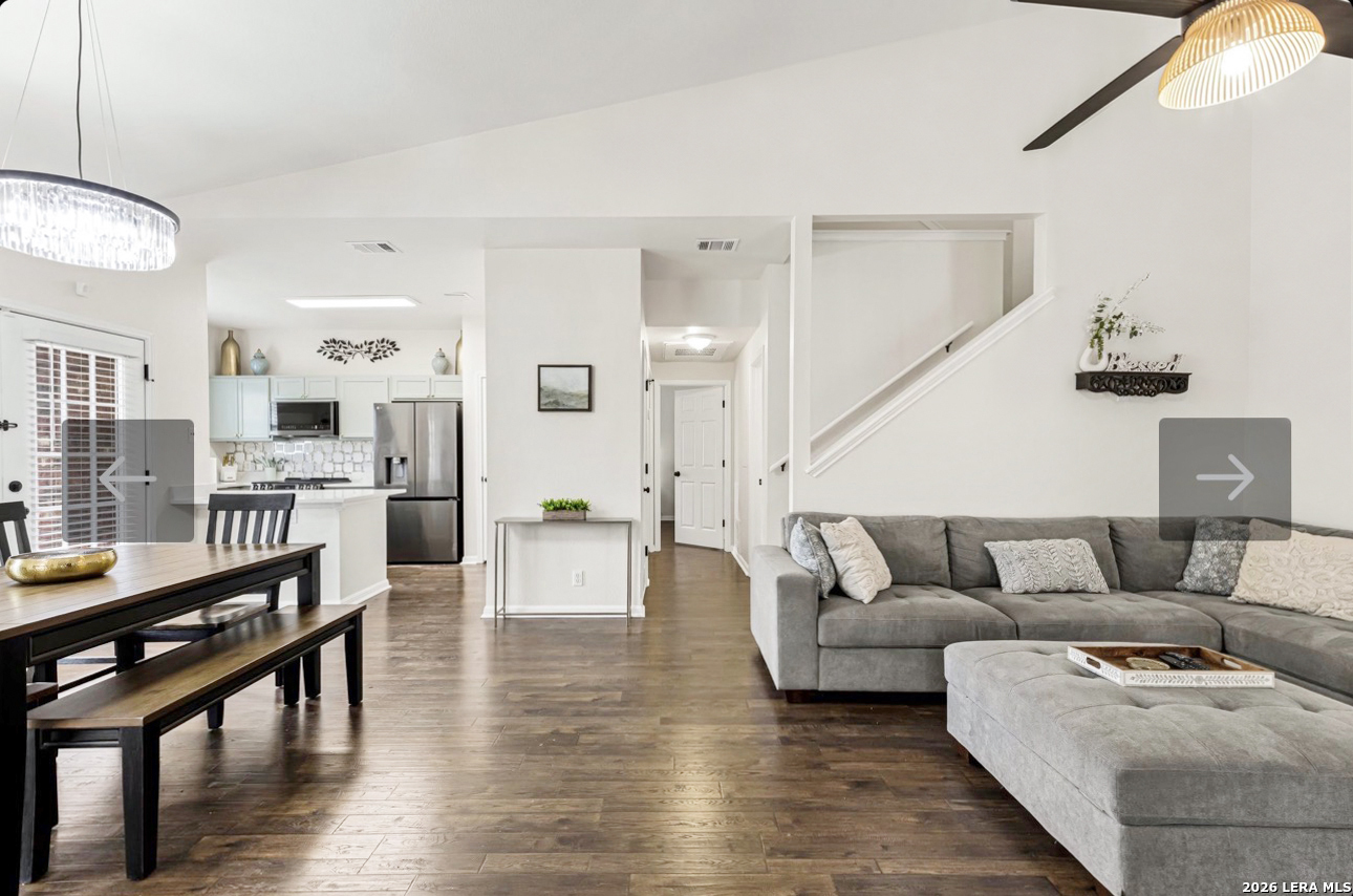 115 Chapel Hill Circle San Antonio TX 78240