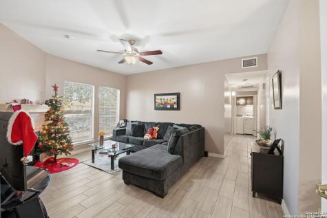 8655 Datapoint Drive San Antonio TX 78229