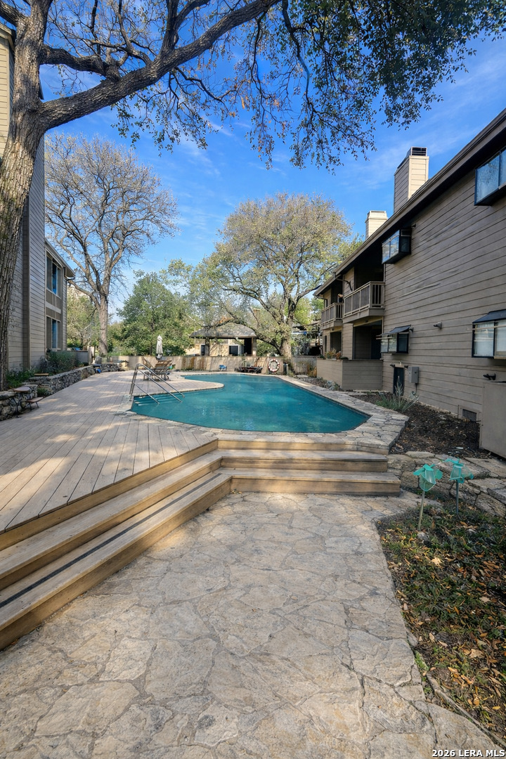 2935 Nacogdoches San Antonio TX 78217