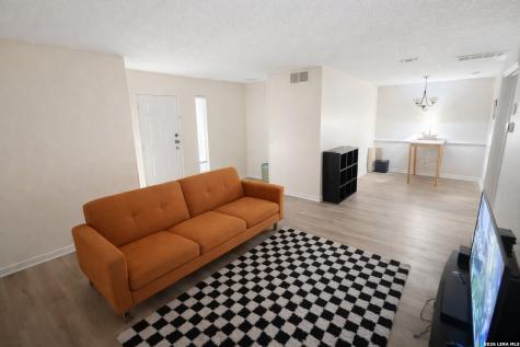 2935 Nacogdoches San Antonio TX 78217