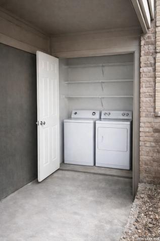 2935 Nacogdoches San Antonio TX 78217