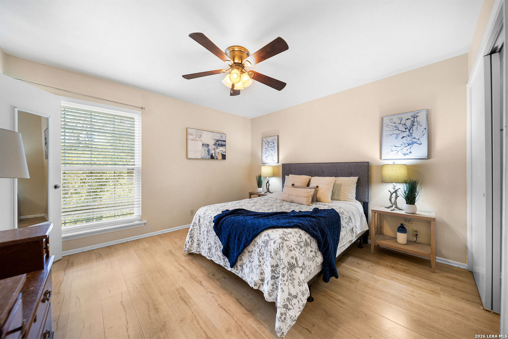 8702 Village Drive San Antonio TX 78217