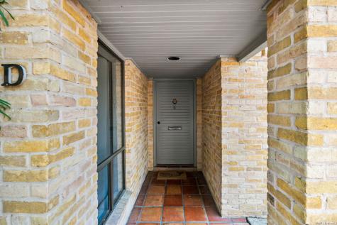 8123 N New Braunfels San Antonio TX 78209