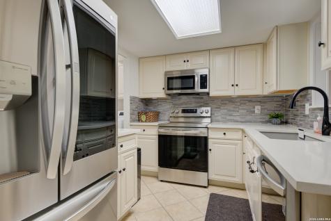 11303 Vance Jackson San Antonio TX 78230