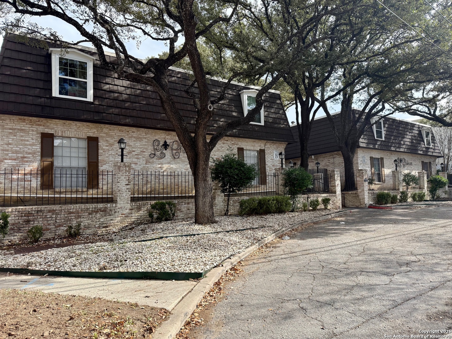 8038 Broadway San Antonio TX 78209