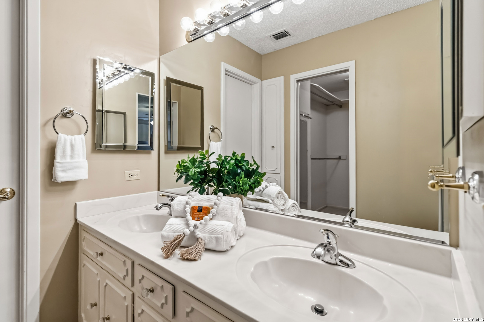3246 Castledale Drive San Antonio TX 78230