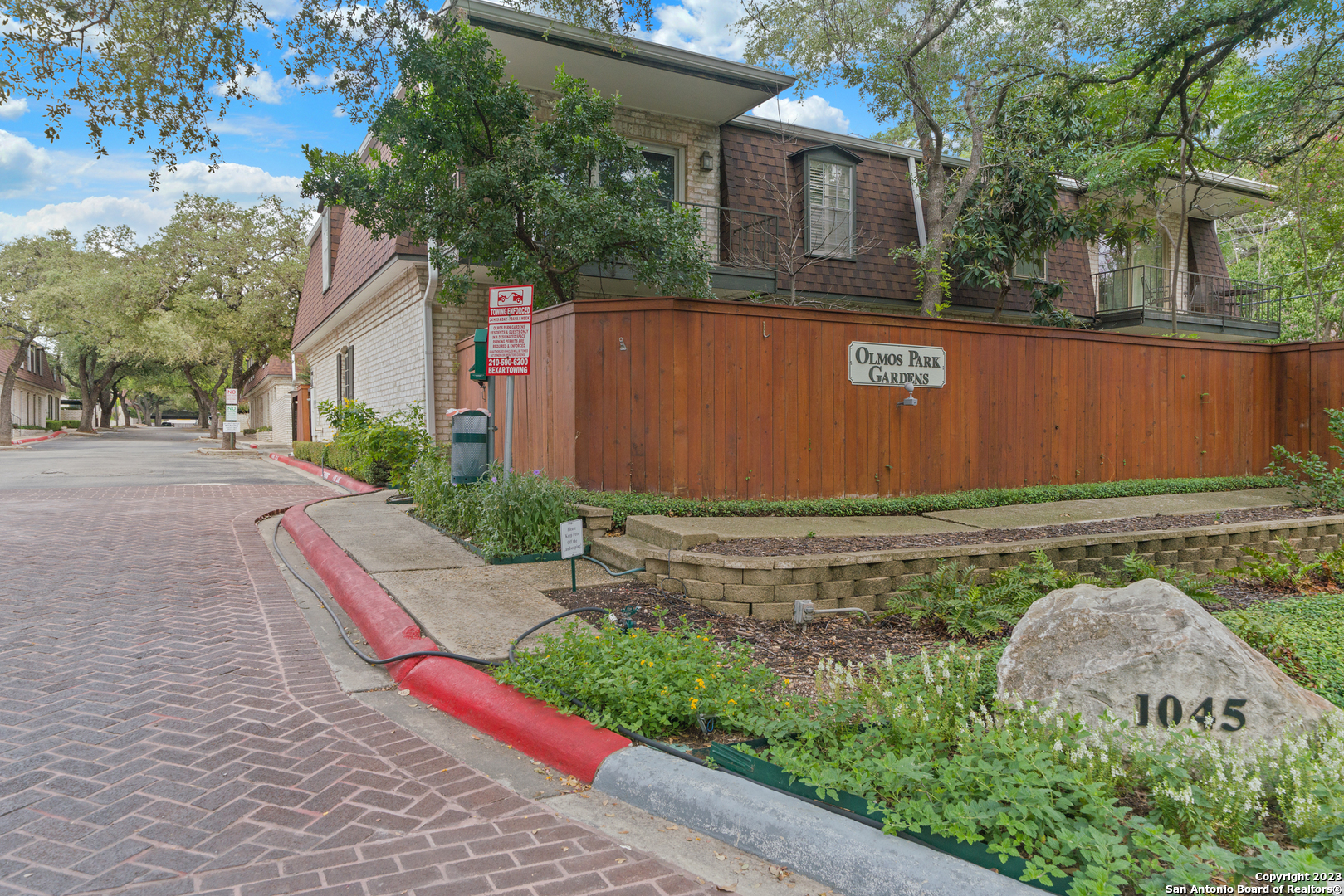 1045 Shook Avenue San Antonio TX 78212