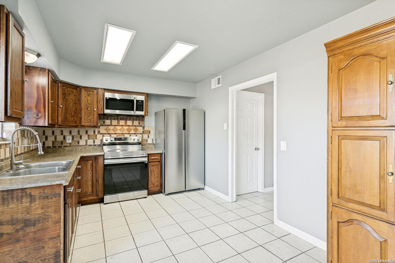 170 De Chantle Road San Antonio TX 78201