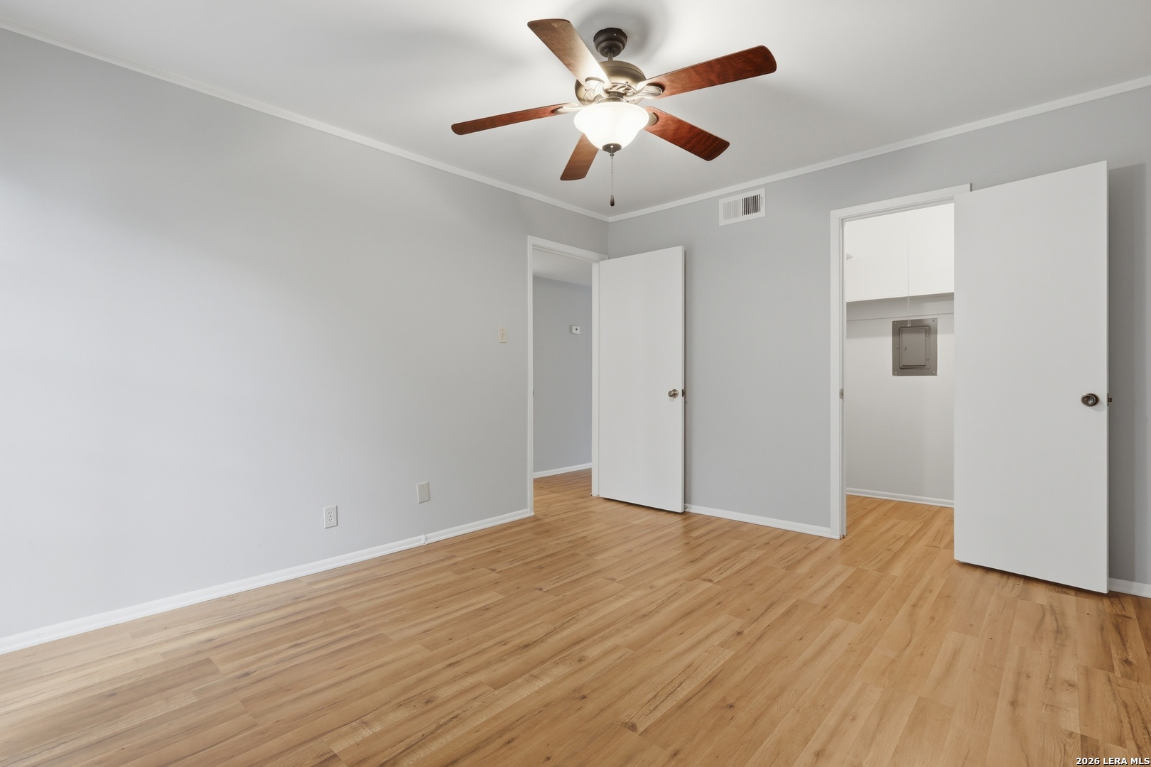 8702 Village Drive San Antonio TX 78217